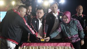 foto-gubernur-jambi-alharis-buka-porprov foto gubernur jambi alharis buka porprov