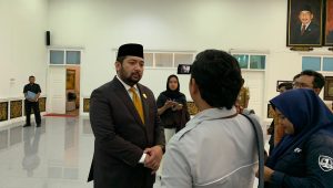 foto pinto waka dprd provinsi jambi