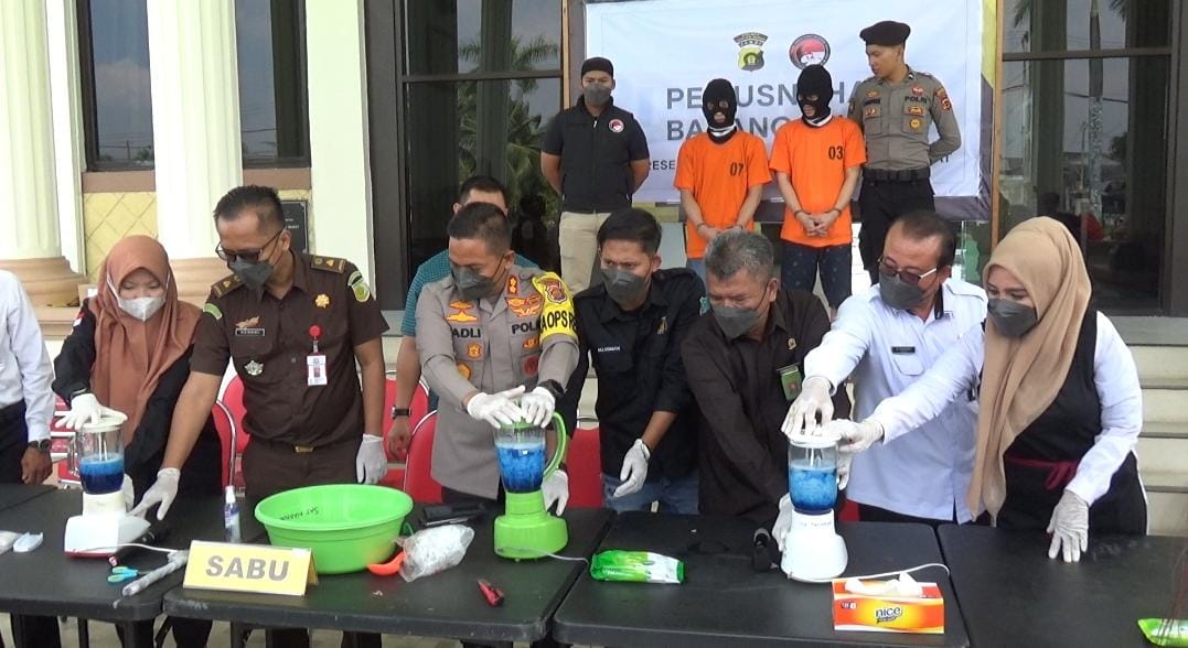 Lebih Dari 1045,87 Gram Brutto BB Narkotika Jenis Sabu Dimusnahkan Polres Tanjab Barat