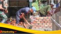 Kebahagian Terpancar di Raut Wajah Hendri Yuli Rianto Rumahnya di Rehab Satgas TMMD Ke-123 Kodim 0416/Bute