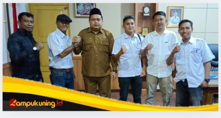 Ketua dan Pengurus SMSI Bungo Jalin Silaturahmi dengan Wakil Bupati Bungo Ustadz Tri Wahyu Hidayat