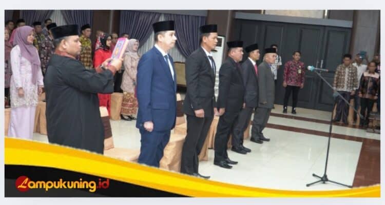 Wakil Bupati Tebo Melantik Lima Pejabat Eselon II, Richi Saputra, S.STP, Duduki Jabatan Baru Sebagai Kasat Pol PP