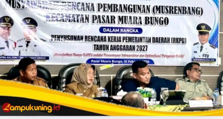 Ketua dan Waka I serta Anggota DPRD Kabupaten Bungo Hadiri Penutupan Musrenbang Kecamatan Pasar Bungo