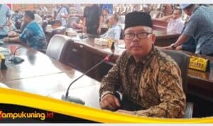 IMG_20260405_182011 Izhar Majid Interupsi di Sidang Paripurna DPRD, Desak Gubernur Jambi Evaluasi Total Angkutan Batu Bara, Izhar : Akan Ada Pansus