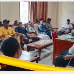IMG_20260417_153558 Sengketa Batas Memuncak, Warga Sungai Bengkal Geruduk Kantor Camat: “Mana Janji Pertemuan dengan Bupati?”