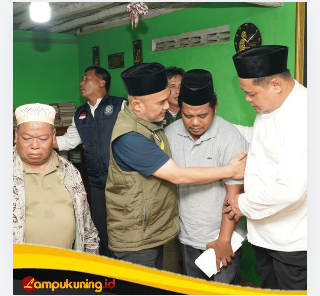 Bupati Bungo H. Dedy Putra Tinjau Lokasi Banjir dan Sambangi Korban Tanah Longsor