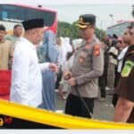 Polres Bungo Melaksanakan Pengamanan Keberangkatan JCH Kloter 25 Asal Kabupate Bungo