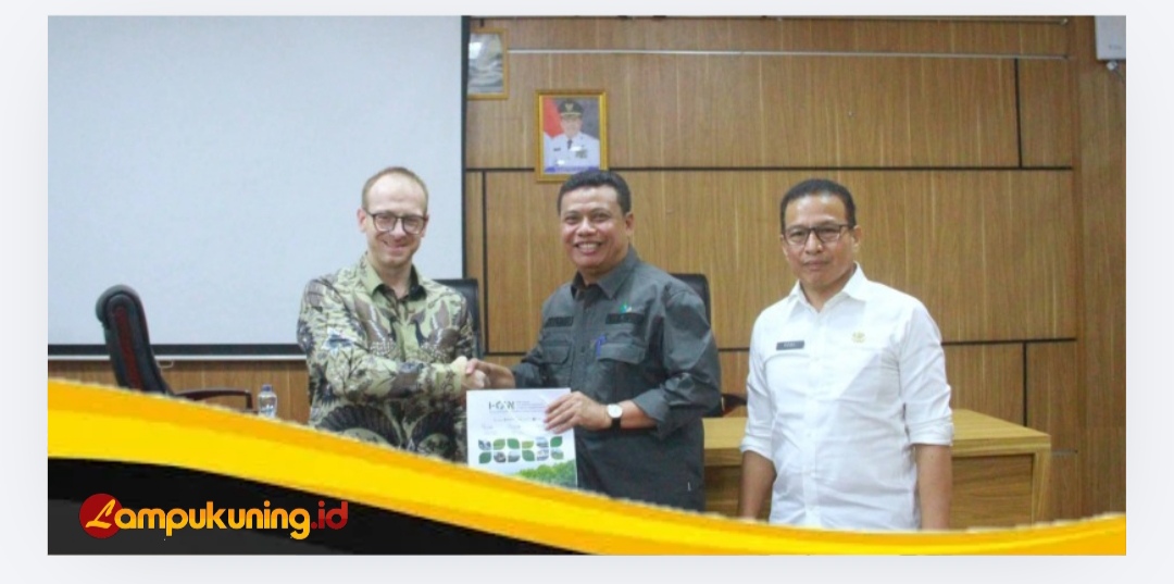 Wabup Tanjab Barat Buka Pelatihan Model Bisnis Mangrove Responsif Gender, Dorong Ekonomi Berkelanjutan di Desa Tungkal I