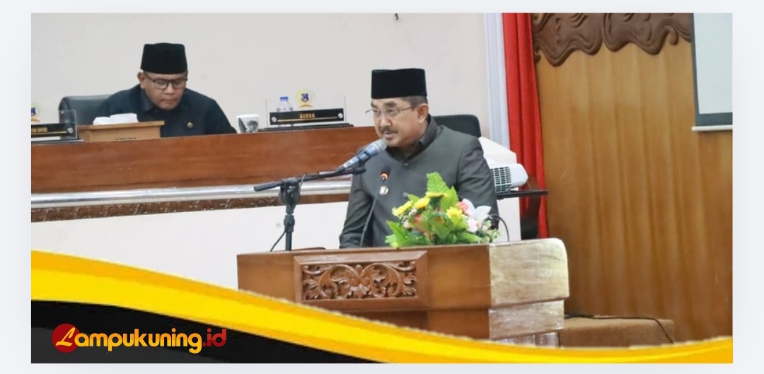 Paripurna III DPRD Tanjab Barat, Bupati Anwar Sadat Apresiasi Sinergi Fraksi dalam Pembahasan Ranperda