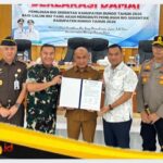 Deklarasi Pilrio Serentak di Bungo: Kapolres AKBP Zamri Elfino Ajak Jaga Demokrasi Desa yang Aman dan Bermartabat