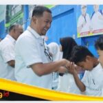 Lepas Kontingen PBSI Tanjab Barat ke PB Pratama Open Jambi 2026, Sekda Hermansyah Dorong Atlet Raih Prestasi dan Harumkan Nama Daerah.