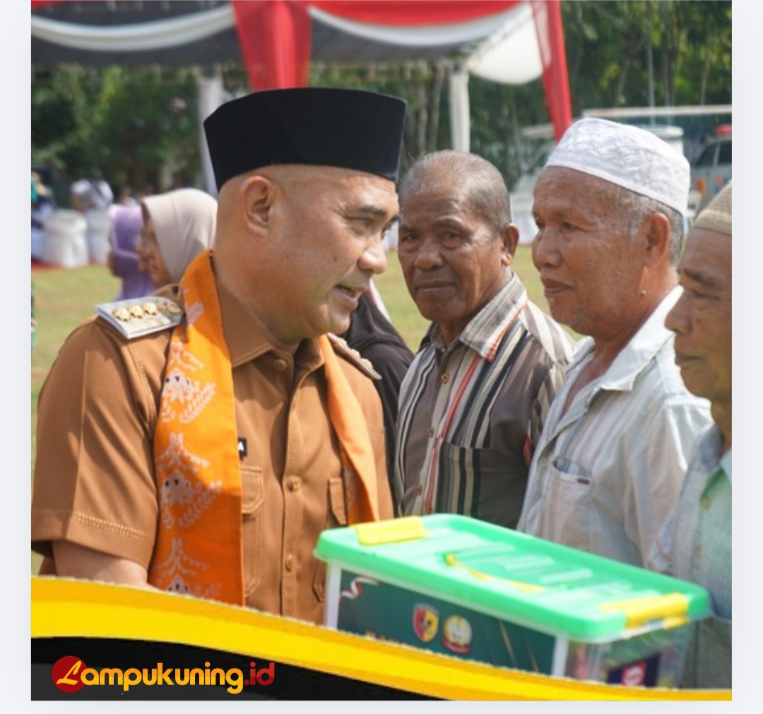 TMMD Ke-129 Tak Hanya Bangun Desa, Kodim 0416/Bungo Tebo Salurkan 100 Paket Sembako
