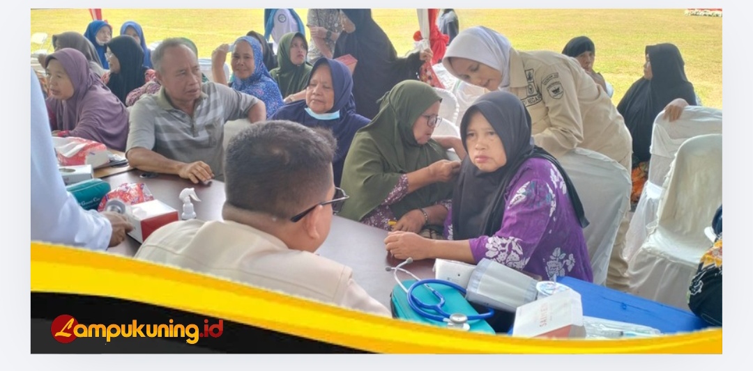 Pengobatan Gratis Warnai Pembukaan TMMD Ke-129 Kodim 0416/Bungo Tebo di Desa Tanjung Agung