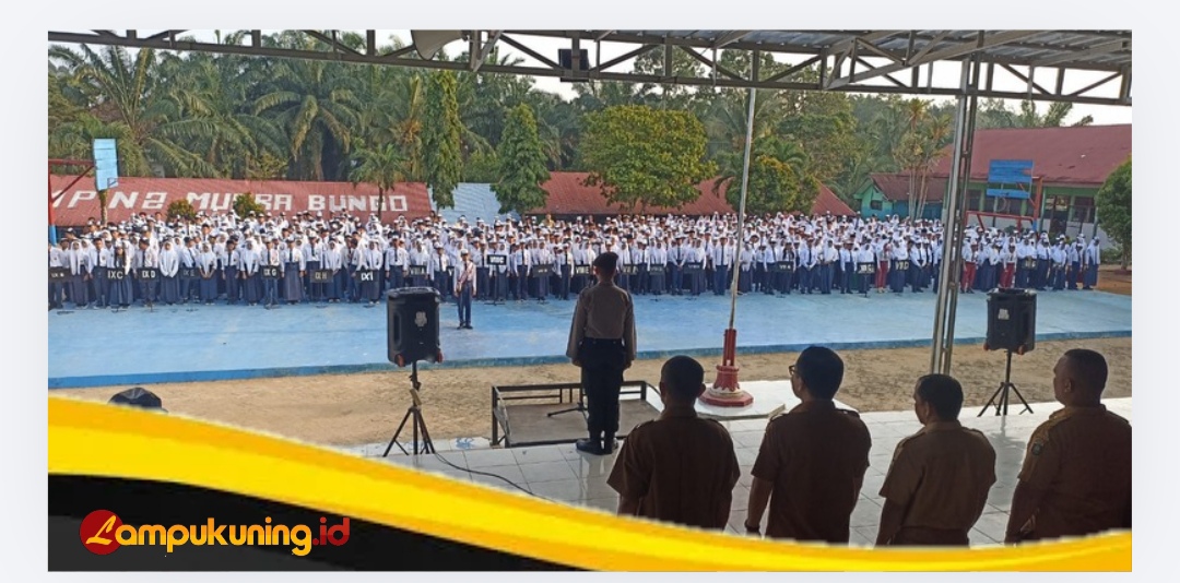 Kapolres Bungo Kerahkan Personel Jadi Pembina Upacara, Pelajar Dibentengi dari Narkoba dsn Geng Motor