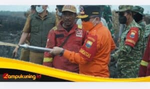 IMG_20260901_221405 Gubernur Al Haris Berjibaku Padamkan Karhutla di Muaro Jambi, Dorong Masyarakat Manfaatkan Program PLTB