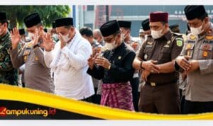 Wabup Tri Wahyu Hidayat Hadiri Shalat Istisqa dan Peringatan Maulid Nabi, Tekankan Sinergi Penanganan Karhutla