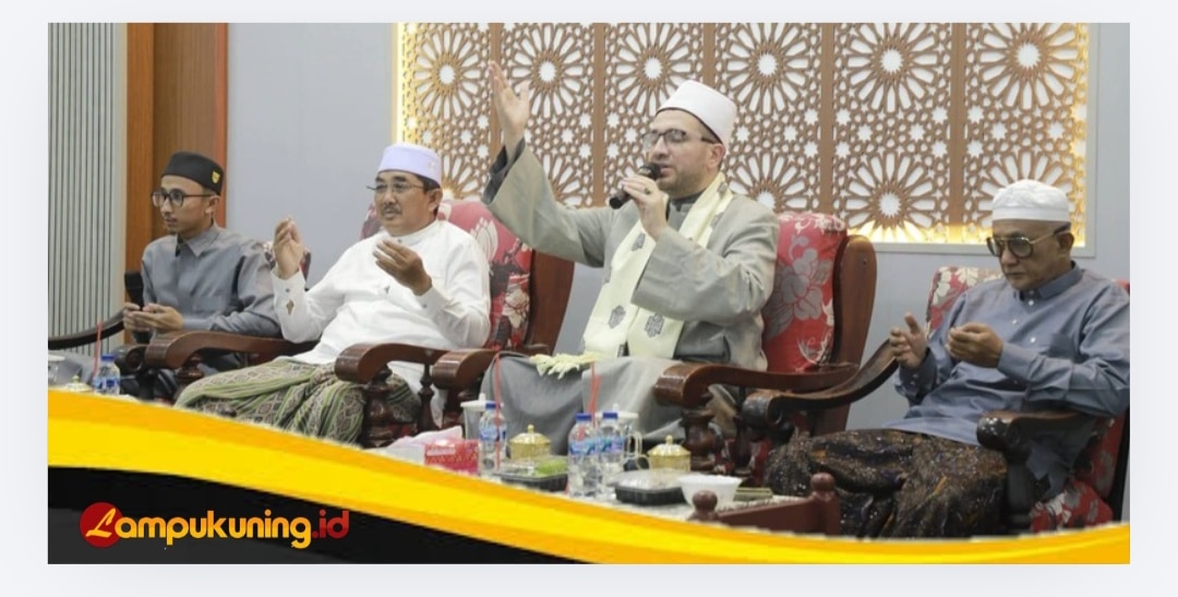 Bupati Anwar Sadat Sambut Safari Dakwah Syekh ’Ala di Tanjab Barat