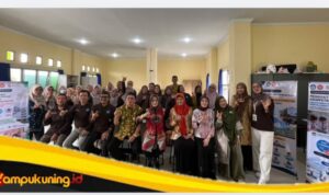 IMG_20261006_213837 Tim Pengabdian FKIP Universitas Jambi Dampingi Guru SMAN 1 Tanjung Jabung Barat Integrasikan AI Susun Modul Ajar