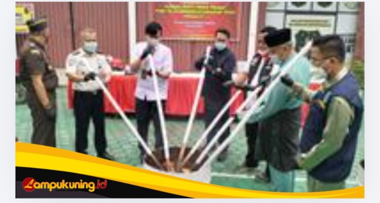 IMG_20261012_164330 Kapolres Bungo Hadiri Pemusnahan Barang Bukti di Kejari Bungo