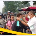 IMG_20261014_152117 Kadinkes Bungo dr H.Safarudin Matondang Bagikan Masker Gratis ke Masyarakat
