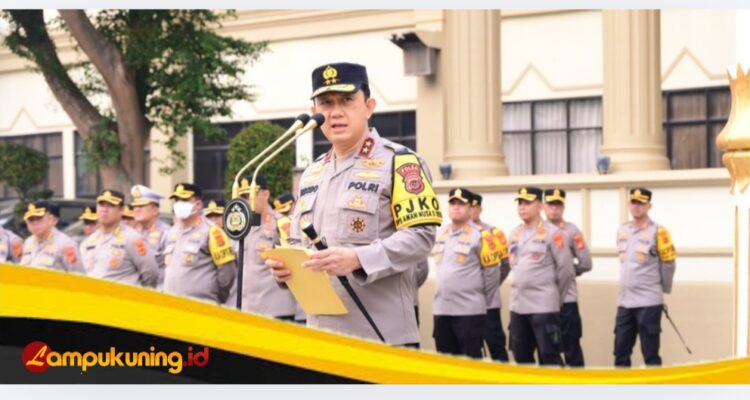 Pimpin Apel Perdana, Kapolda Jambi Tekankan Integritas, Disiplin dan Profesionalisme Kepada Seluruh Personel