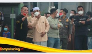 Bupati Anwar Sadat Tinjau Lokasi Kebakaran di Kuala Tungkal, Pastikan Penanganan dan Pendataan Korban Berjalan Cepat.