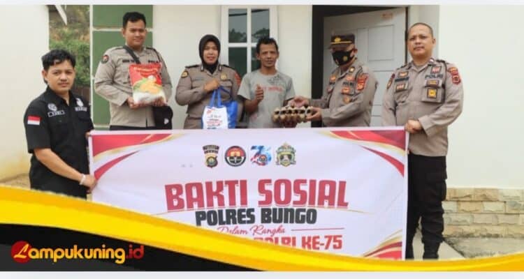 HUT ke-75 Humas Polri, Polres Bungo Salurkan Bantuan kepada Warga Kurang Mampu